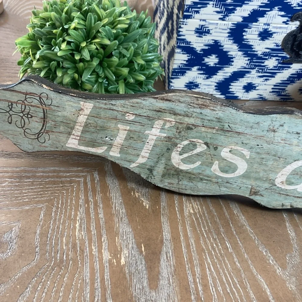 NEW! Coastal Life’s a Beach Distressed Wood Wall Sign - Picture 2 of 8